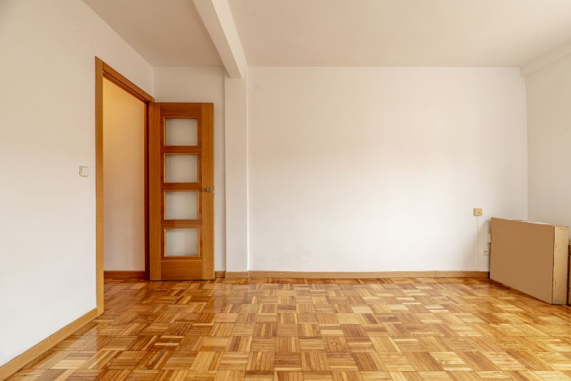 Floor Varnishing in Alpharetta, GA